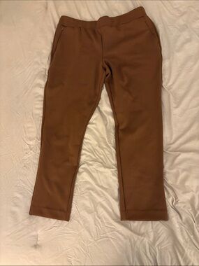 Women’s Brown Stretch Pull-On Pants